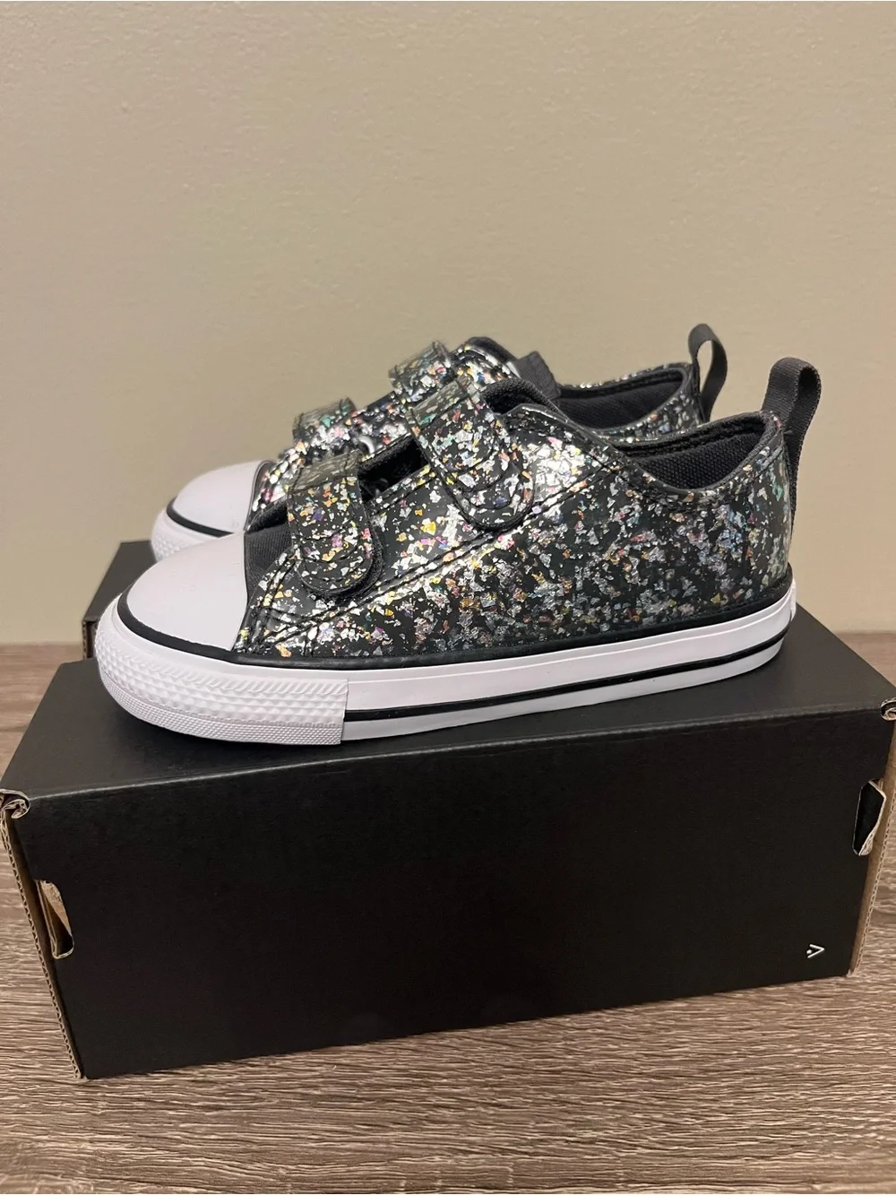 Converse nib color